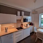 Moderne In *